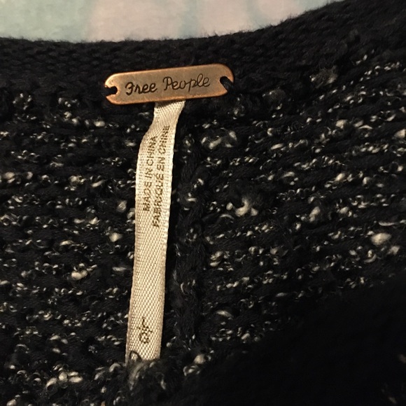 fp marled bell sleeve sweater sz. l - Picture 6 of 9